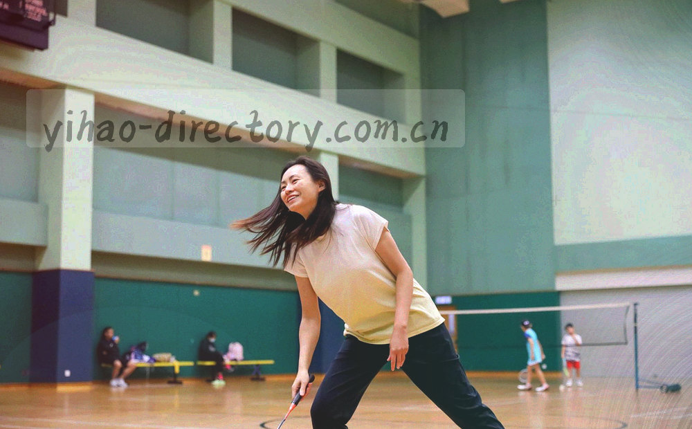 帮助文档导出的四段流程线稿：导出前自检、选择格式、执行导出、结果校验